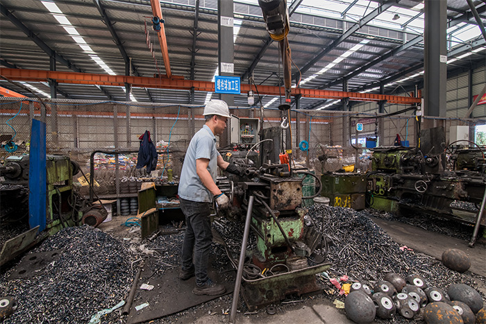 松滋网架配件-螺栓球加工车间