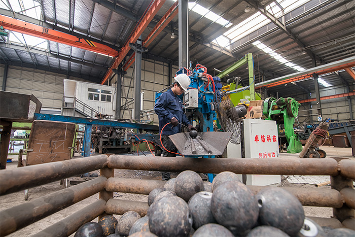 松滋网架配件-螺栓球加工车间