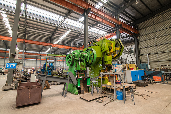 松滋网架配件-锥头加工车间